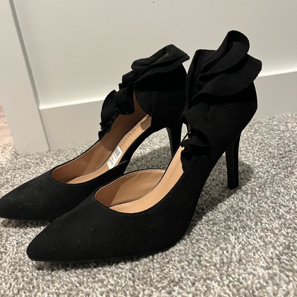 Black suede heels